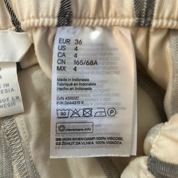 H&M Striped Beige Paperbag Waist Pants size 4 belted - Picture 7 of 8